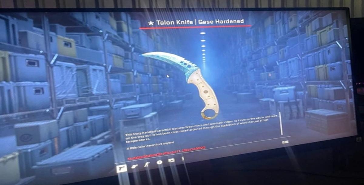 Opens case super rare CS2 skin worth over $200,000 in Vietnam